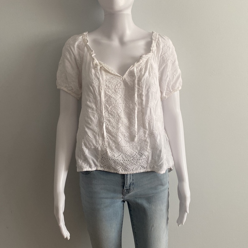 Abercrombie and Fitch White Blouse